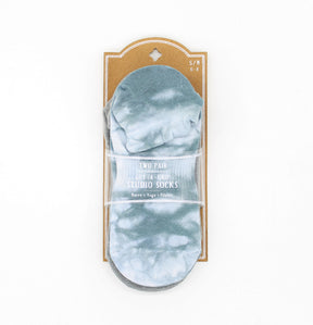 2PK Get-a-Grip Studio Socks, Tie Dye + Solid
